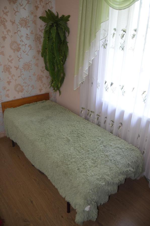 Апартаменти В Будиночку Біля Софіївського Парка Uman Ngoại thất bức ảnh